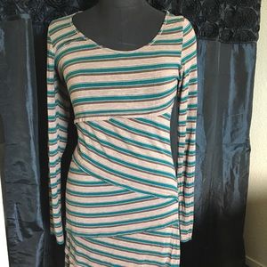 Super cute Max Studio dress.